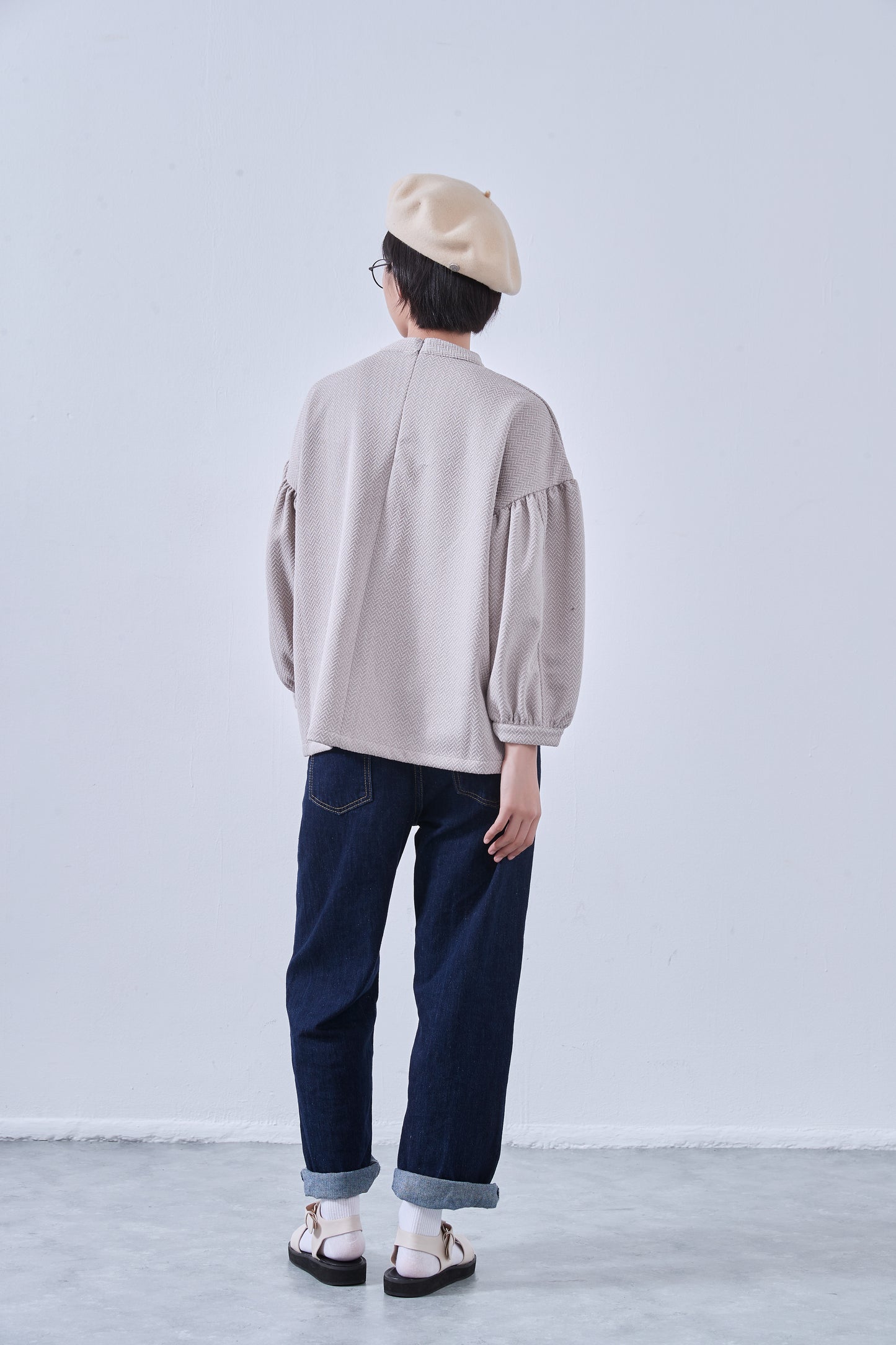 KNNT357・ボリュームパフスリーブ・長袖カットソージャガード素材・秋冬トップス