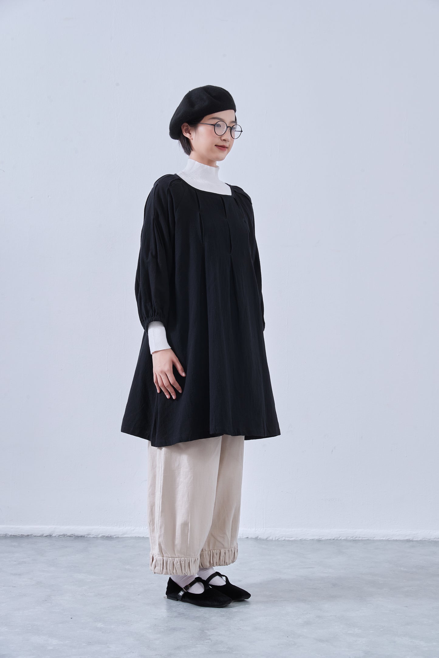 KNNO358・綿100%・チュニック・タックステッチ入り・Aライン・長袖ワンピース