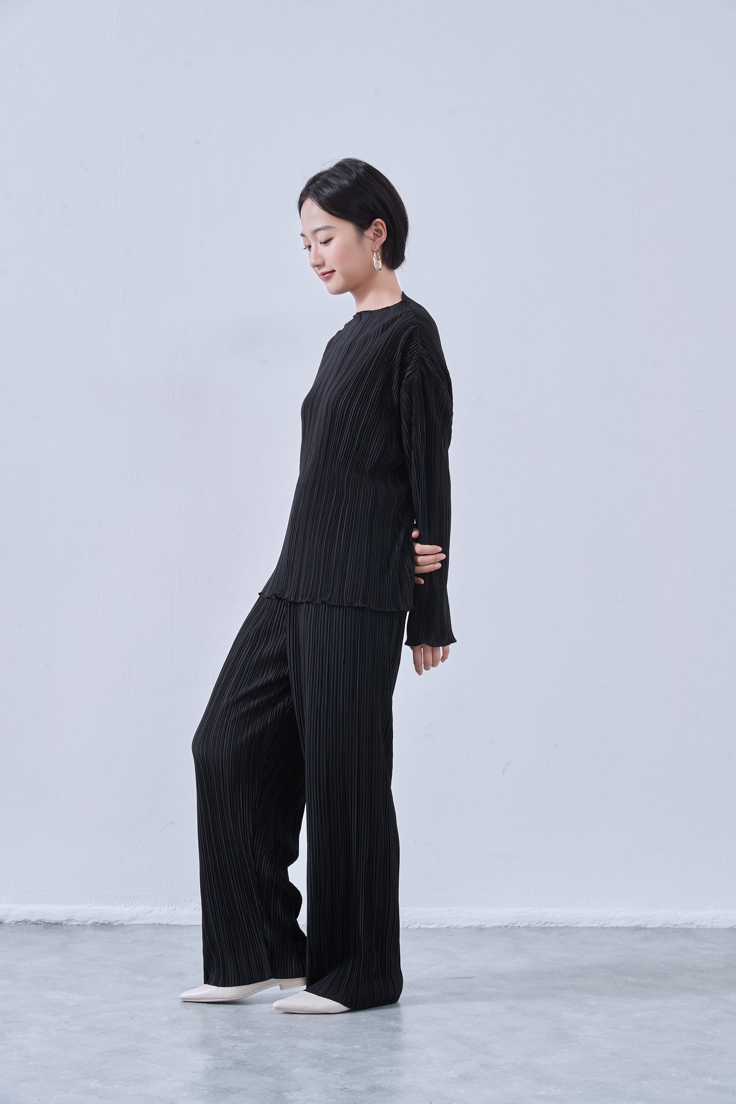 KNNP365・プリーツ加工・カットソーワイドパンツ・セットアップ商品・アップサイクル・イージーパンツ