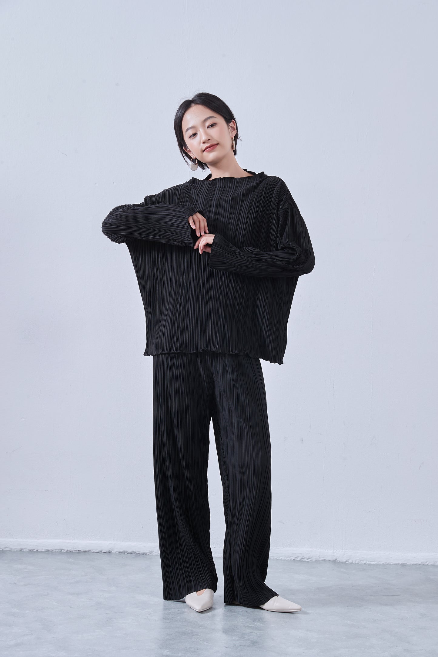 KNNP365・プリーツ加工・カットソーワイドパンツ・セットアップ商品・アップサイクル・イージーパンツ
