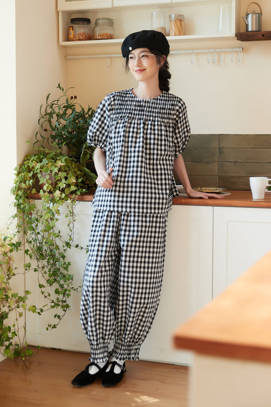 KNSP337-BLACK Gingham Check Smocked Embroidered Pumpkin Pants