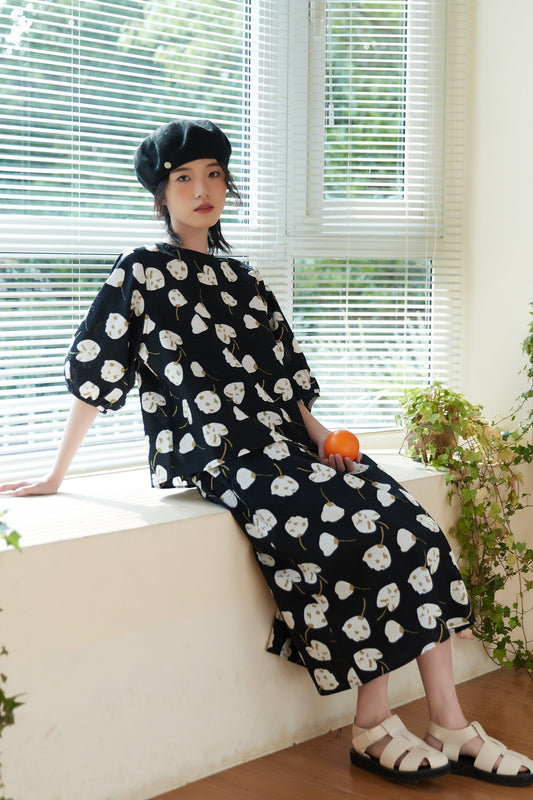 KNSS349-BLACK 100% cotton soccer material floral print skirt