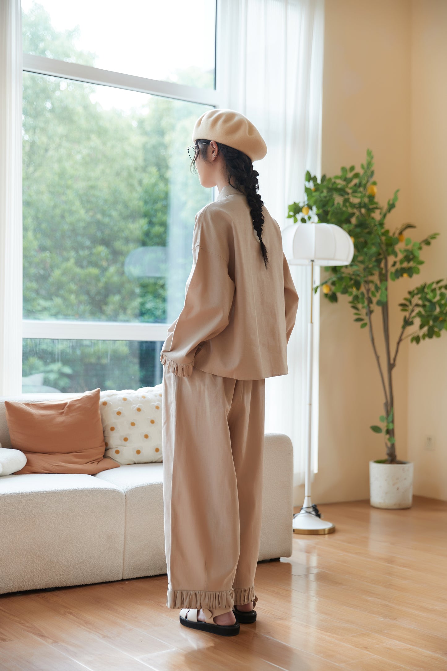 KNSP347-BEIGE 裾ギャザーリネン綿ワイドパンツセットアップ商品
