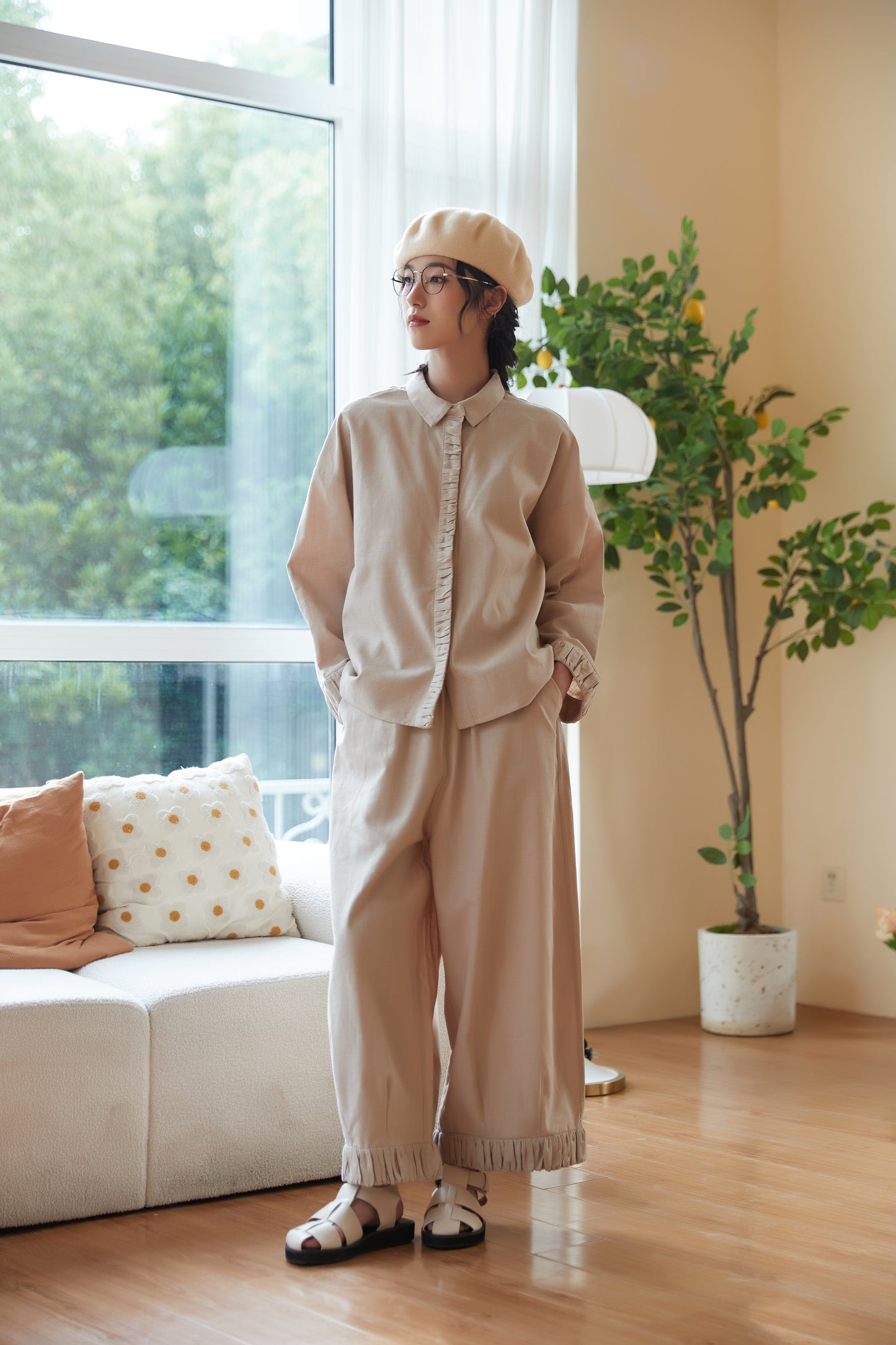 KNSP347-BEIGE 裾ギャザーリネン綿ワイドパンツセットアップ商品