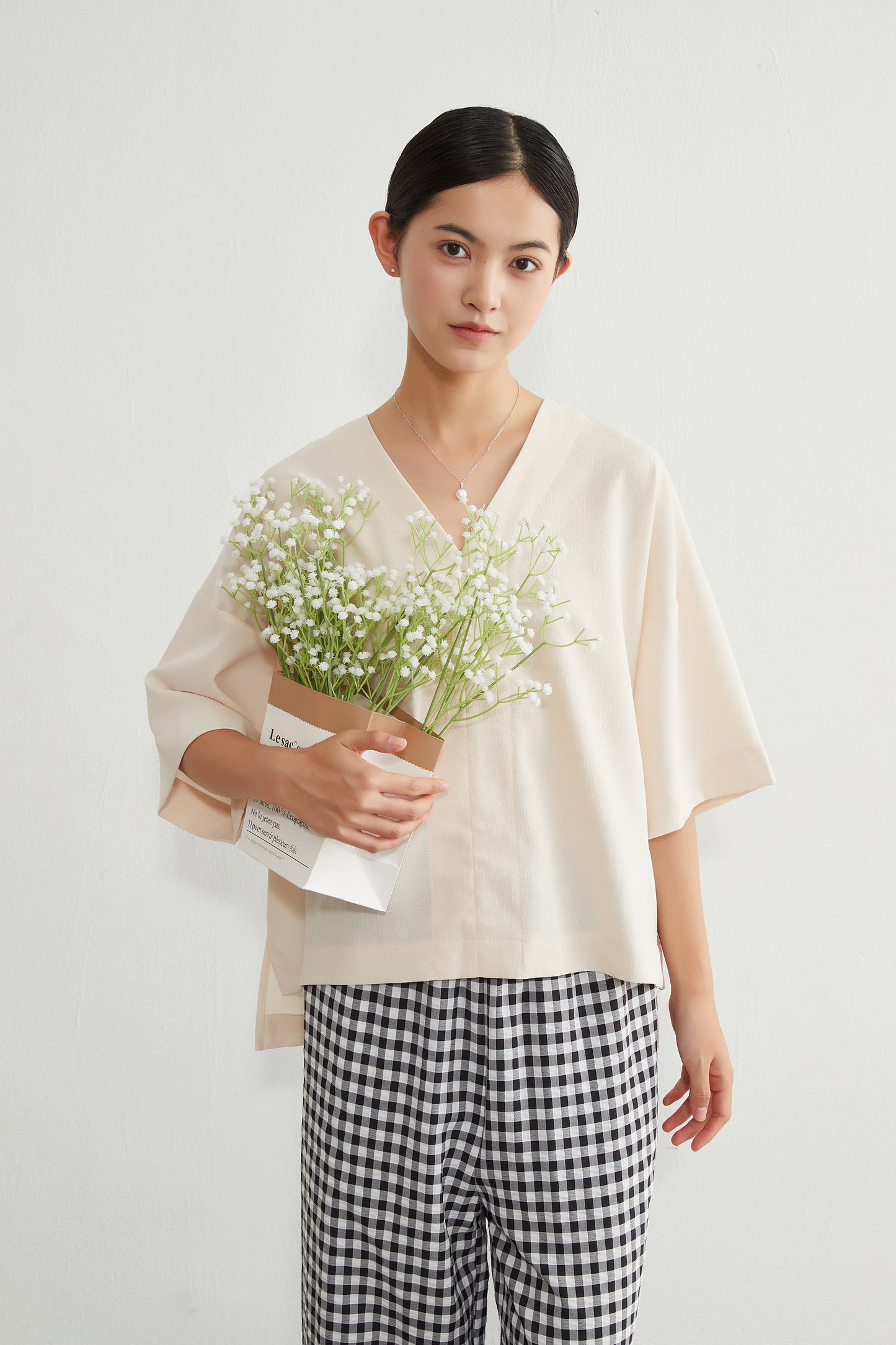 SHORT SLEEVE CENTER SEAM TOP Linen touch simple center seam short sleeve top