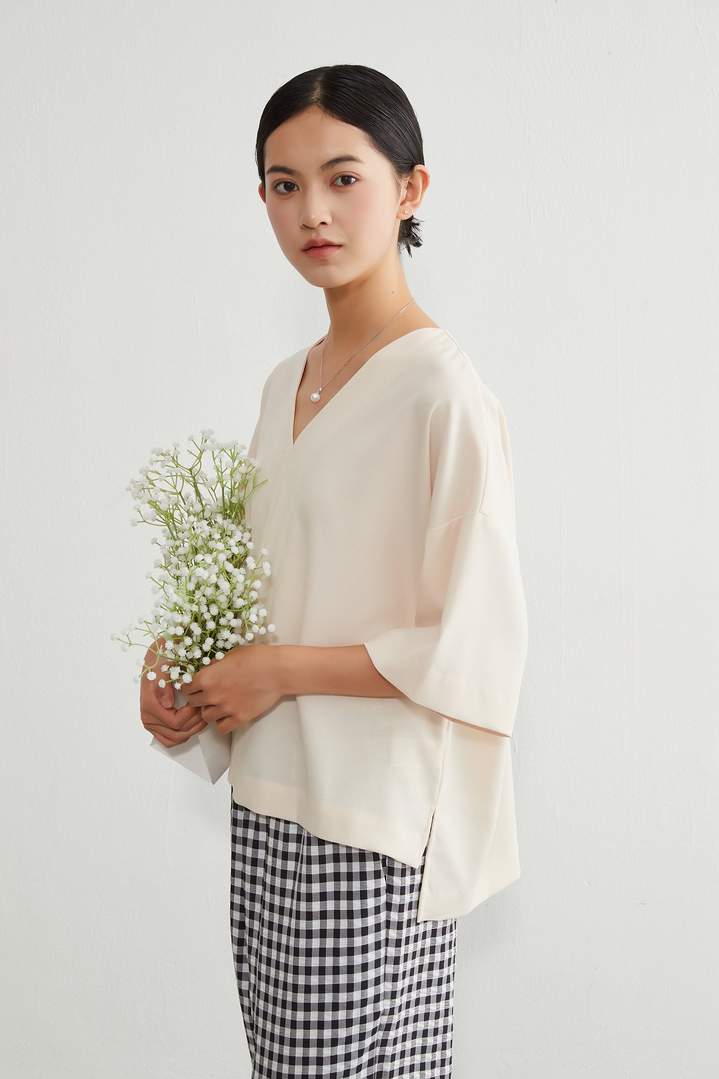 SHORT SLEEVE CENTER SEAM TOP Linen touch simple center seam short sleeve top