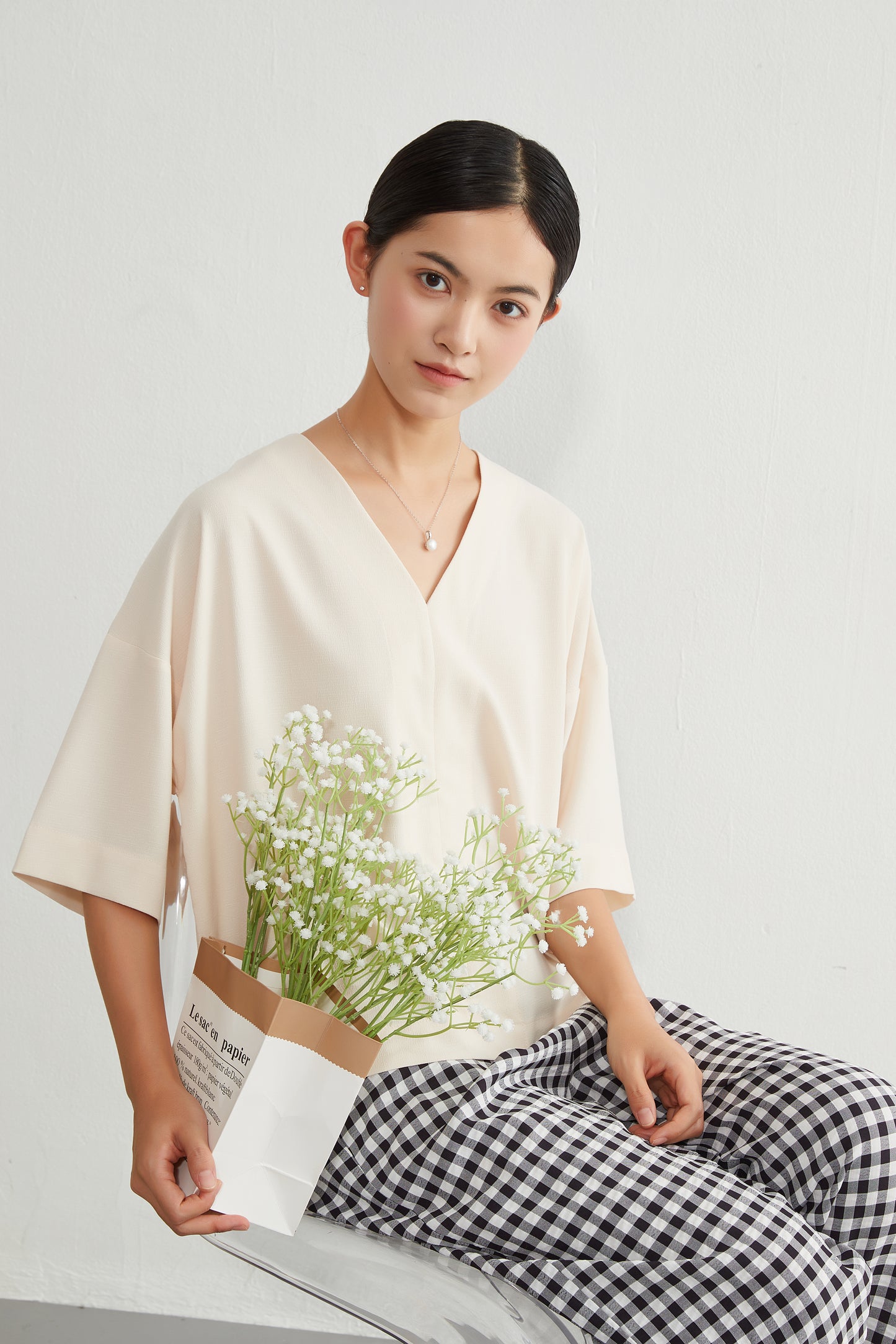 SHORT SLEEVE CENTER SEAM TOP Linen touch simple center seam short sleeve top