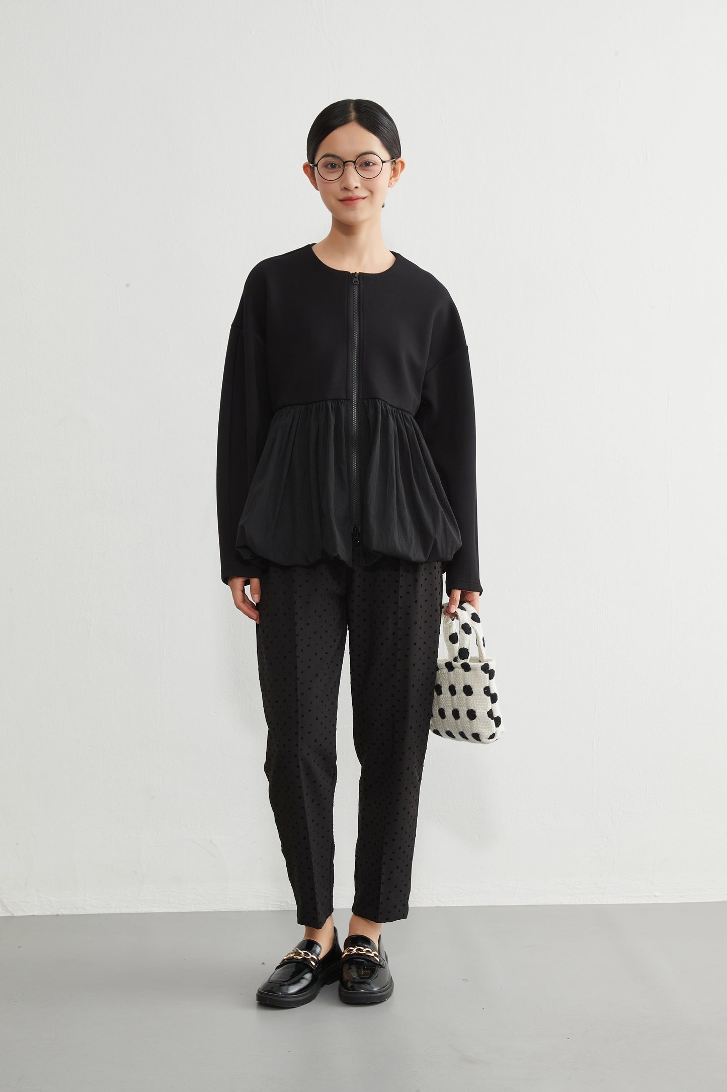 KNR641・異素材切替 バルーンヘムジップブルゾン 立体スリーブ レディースアウター