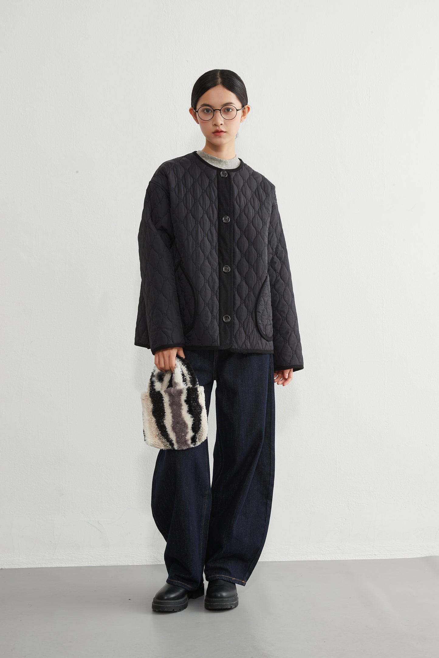 KNR649・ミニキノコ柄両面キルティング・ラウンドネック長袖中綿ジャケット