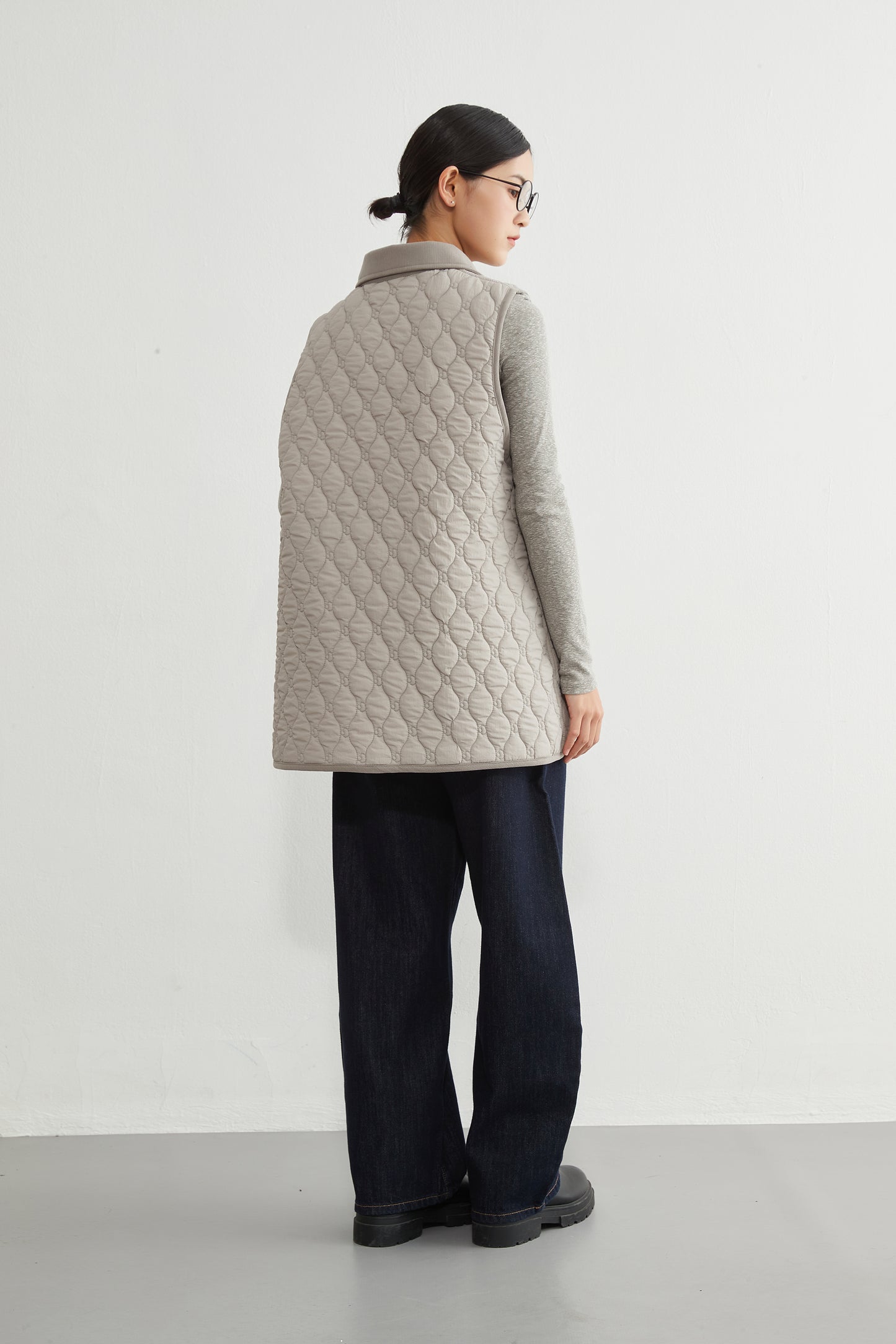 KNR650・ミニキノコ柄両面キルティング・衿付き中綿ロングベスト