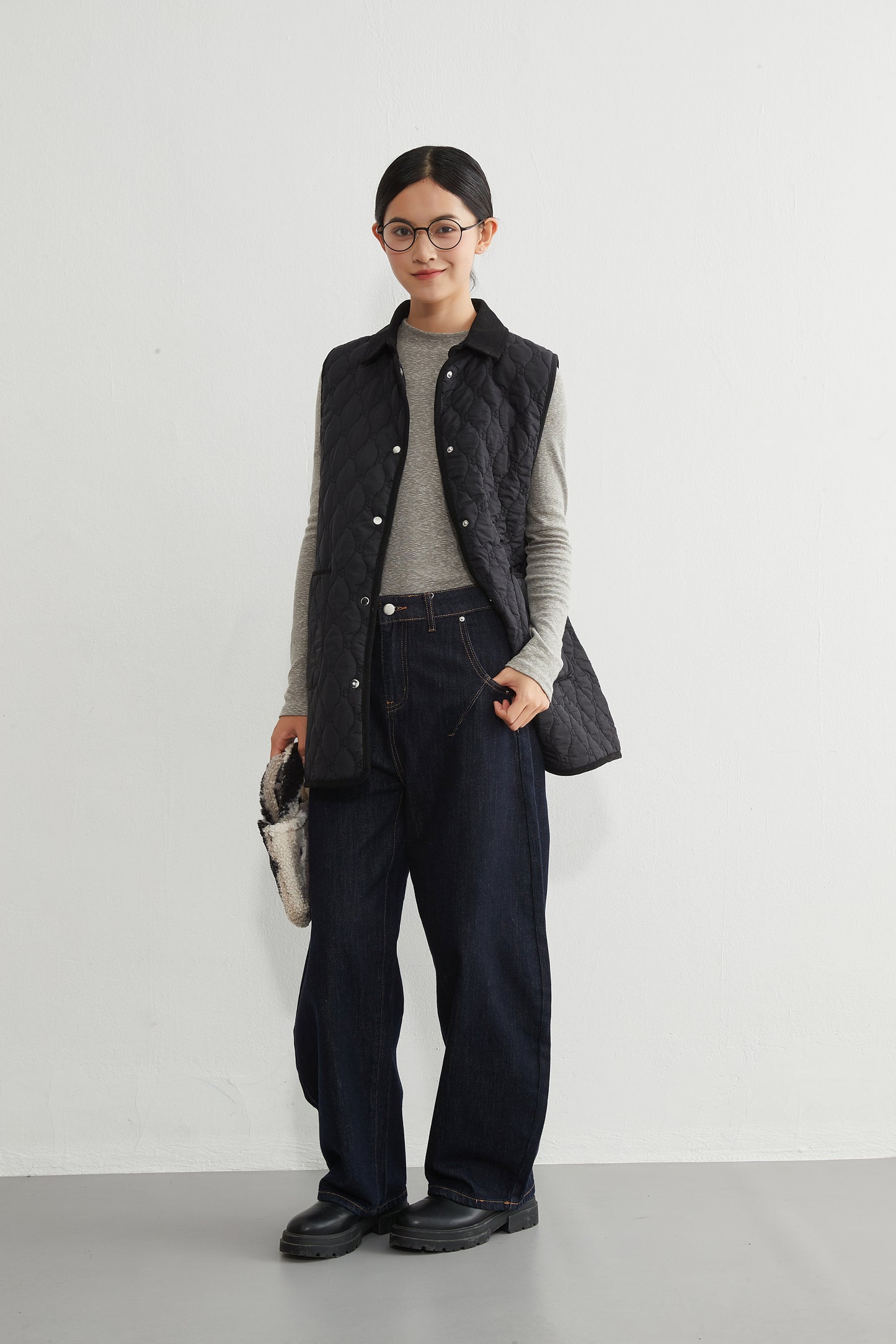 KNR650・ミニキノコ柄両面キルティング・衿付き中綿ロングベスト