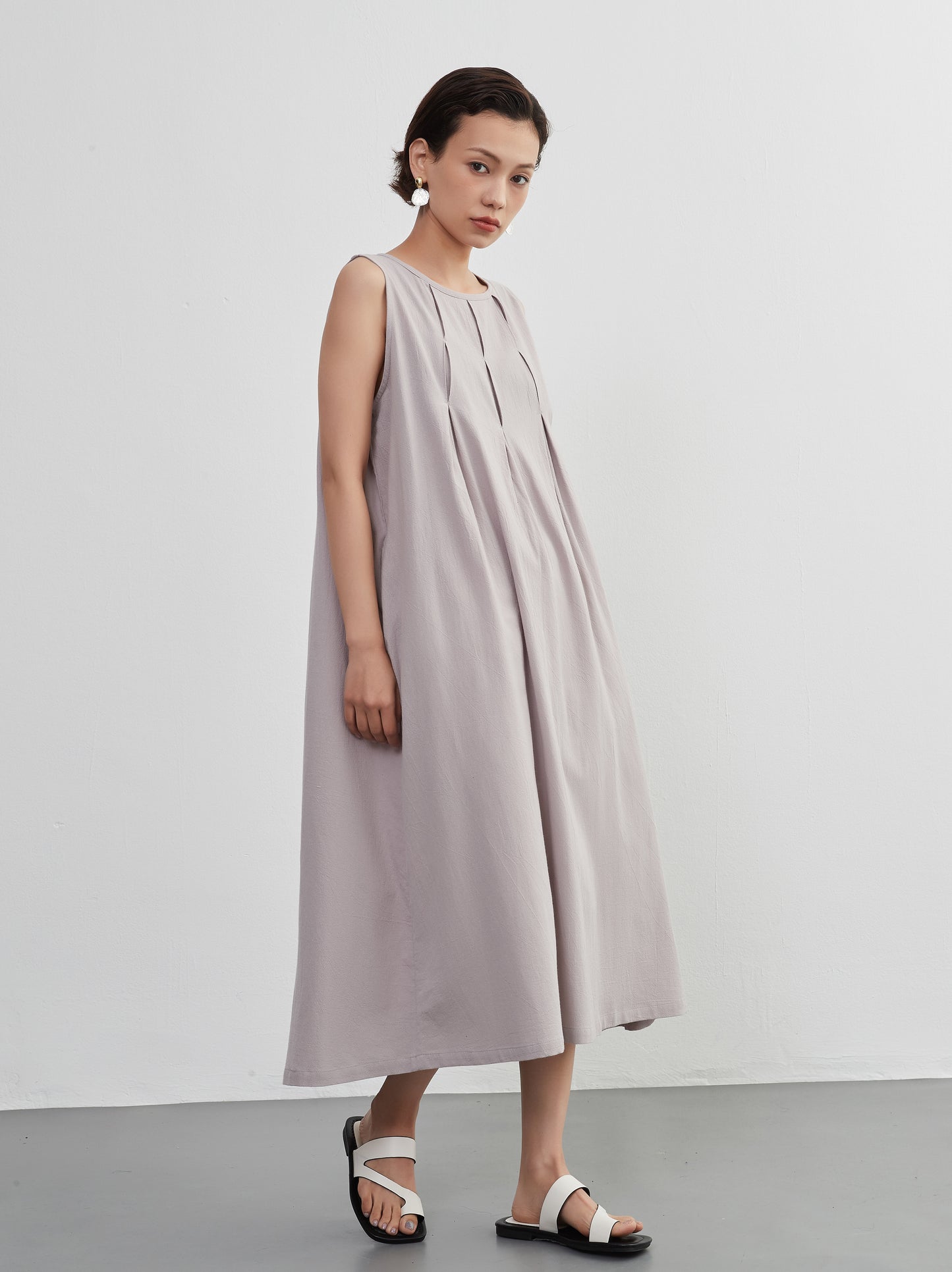 KNNO366・タックノースリーブワンピース・綿100・ジャンスカ・春夏ドレス
