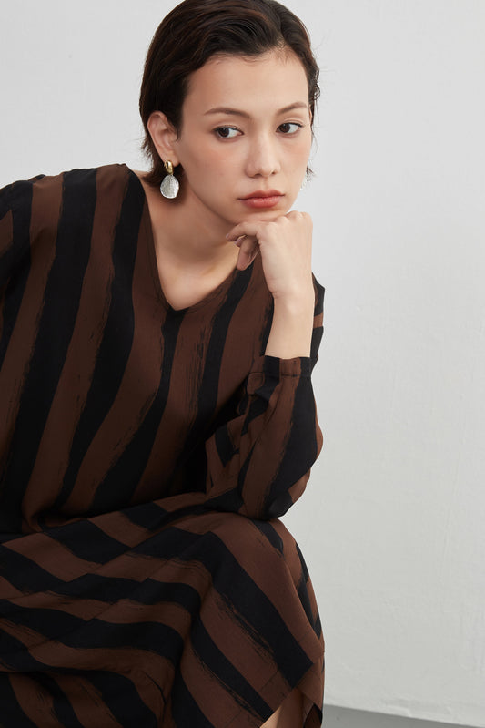 KNXO406 - Thick striped bicolor V-neck long sleeve dress - simple and cool with just one piece