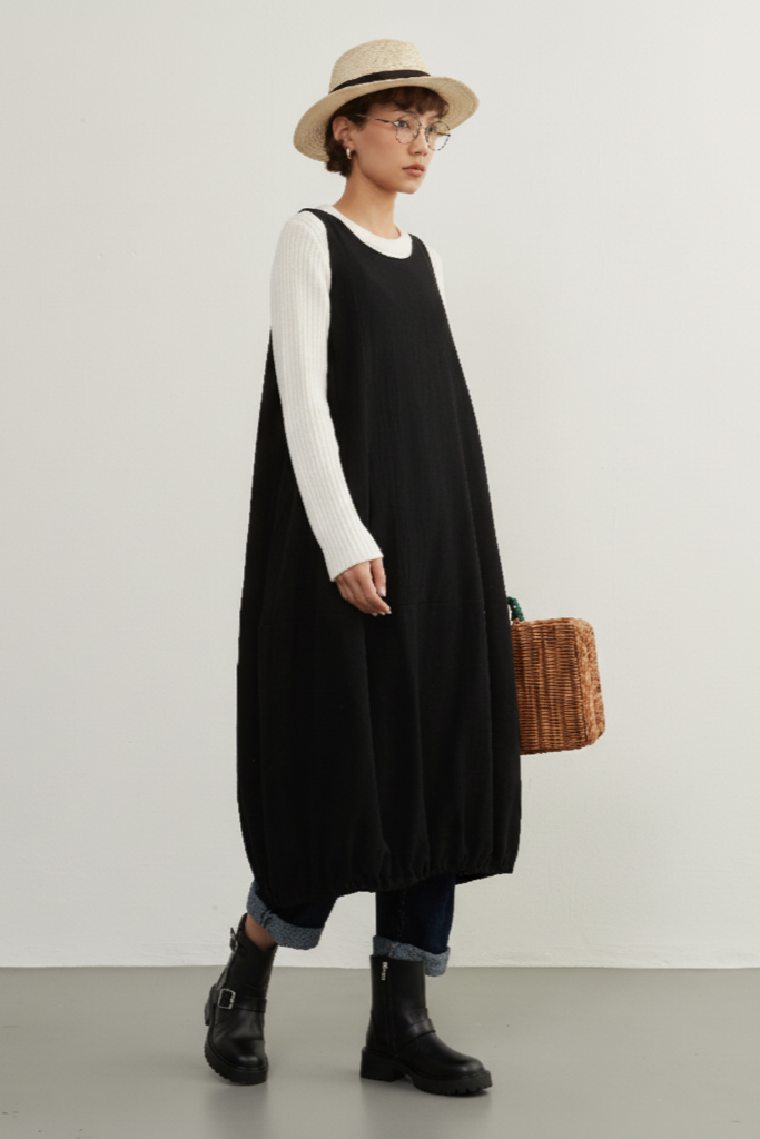KNXO419 - Sleeveless balloon dress, 100% cotton, layered jumper skirt that can be worn all year round