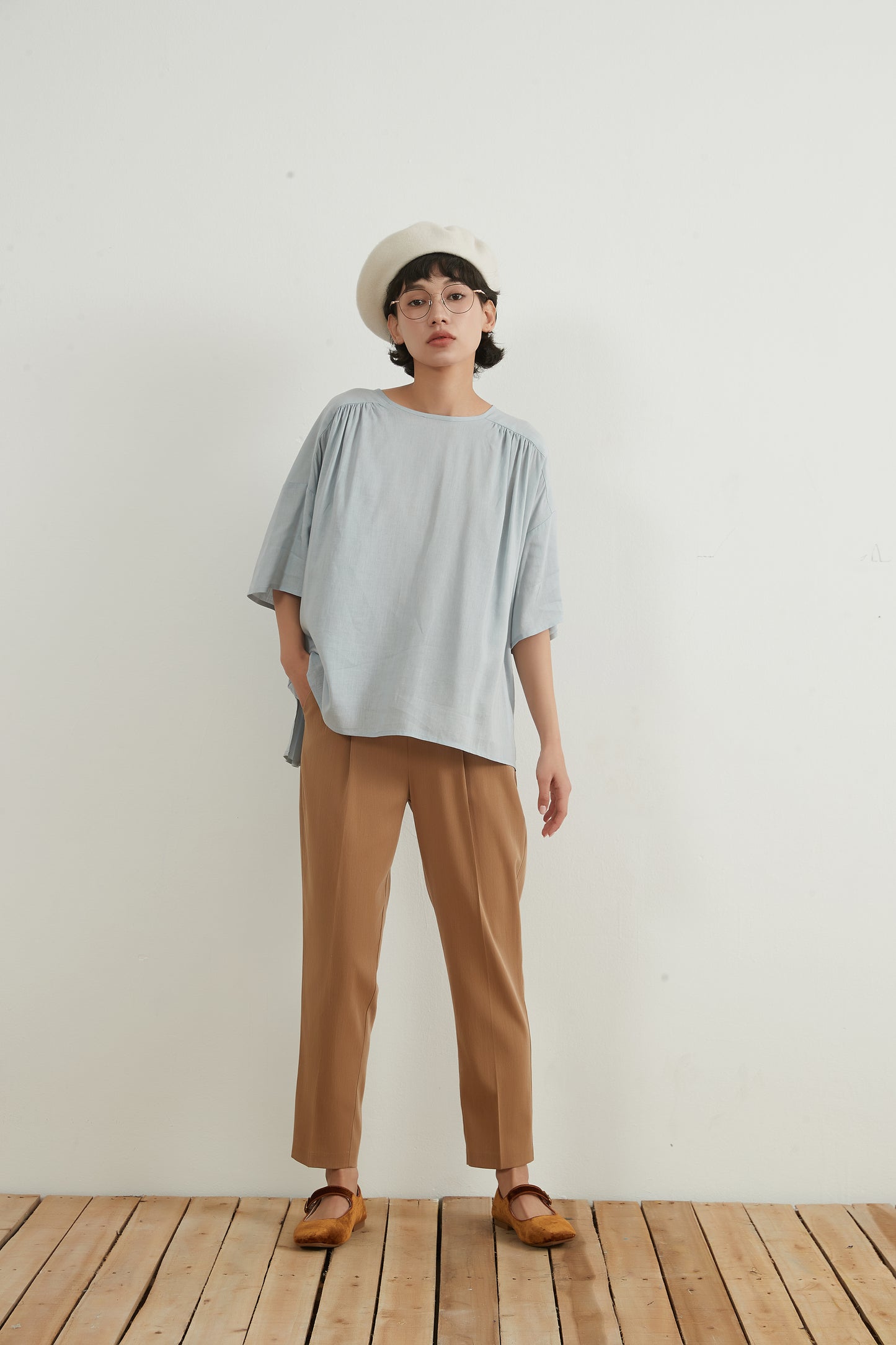 KNNP312・美脚センタープレススリムテーパードパンツ・オフィススタイルスラックスロングパンツ