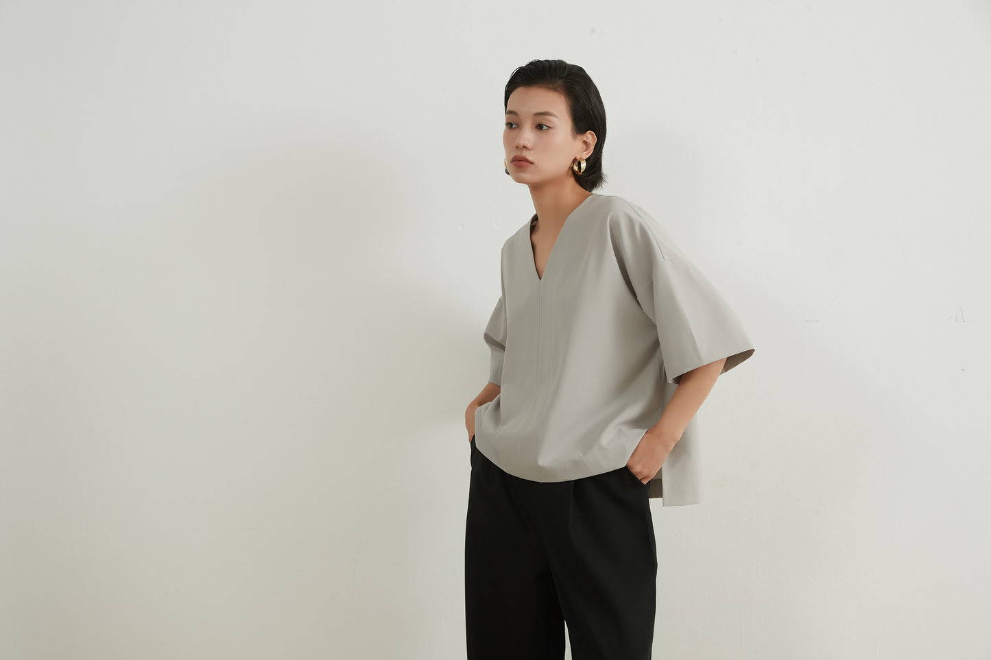CENTER SEAM SHORT SLEEVE TOP スラブ風速乾性センターシーム半袖トップ