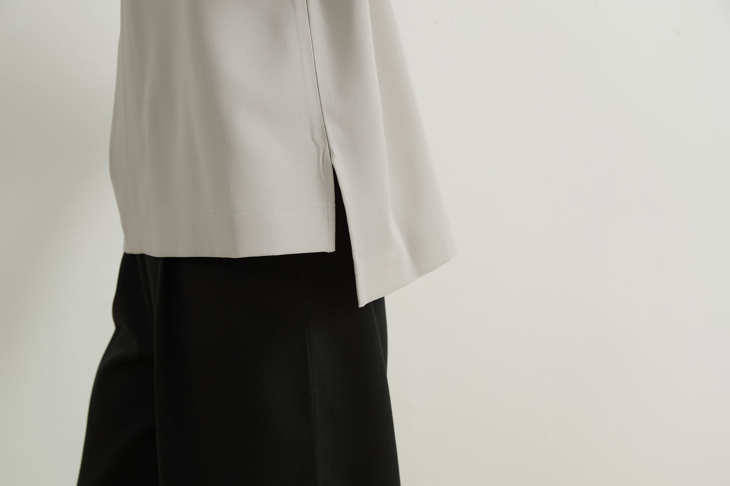 CENTER SEAM SHORT SLEEVE TOP スラブ風速乾性センターシーム半袖トップ