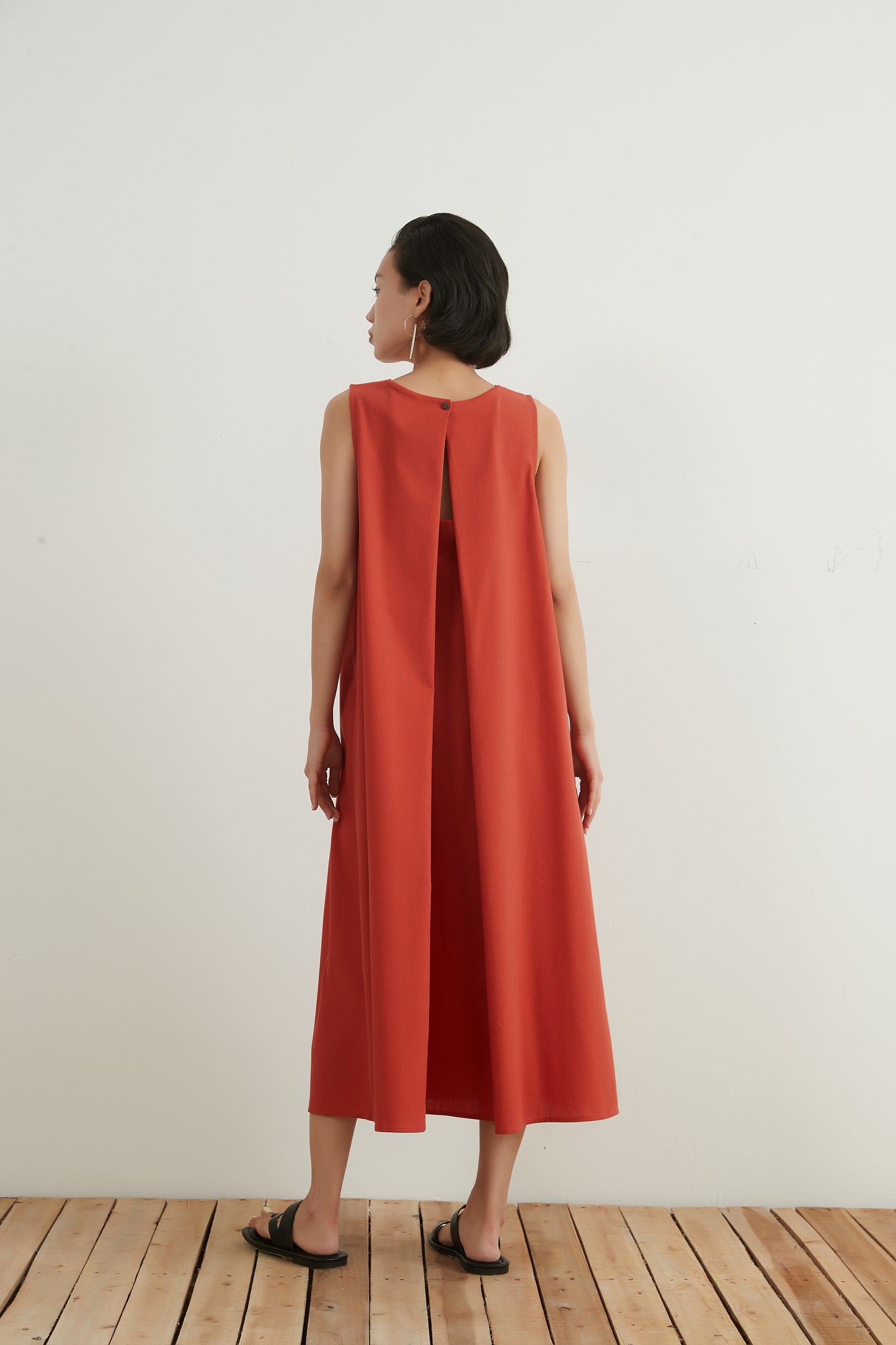 KNNO322・リネンミックス・Aライン・ジャンパースカート・背中開き・ノースリーブ・夏ワンピース
