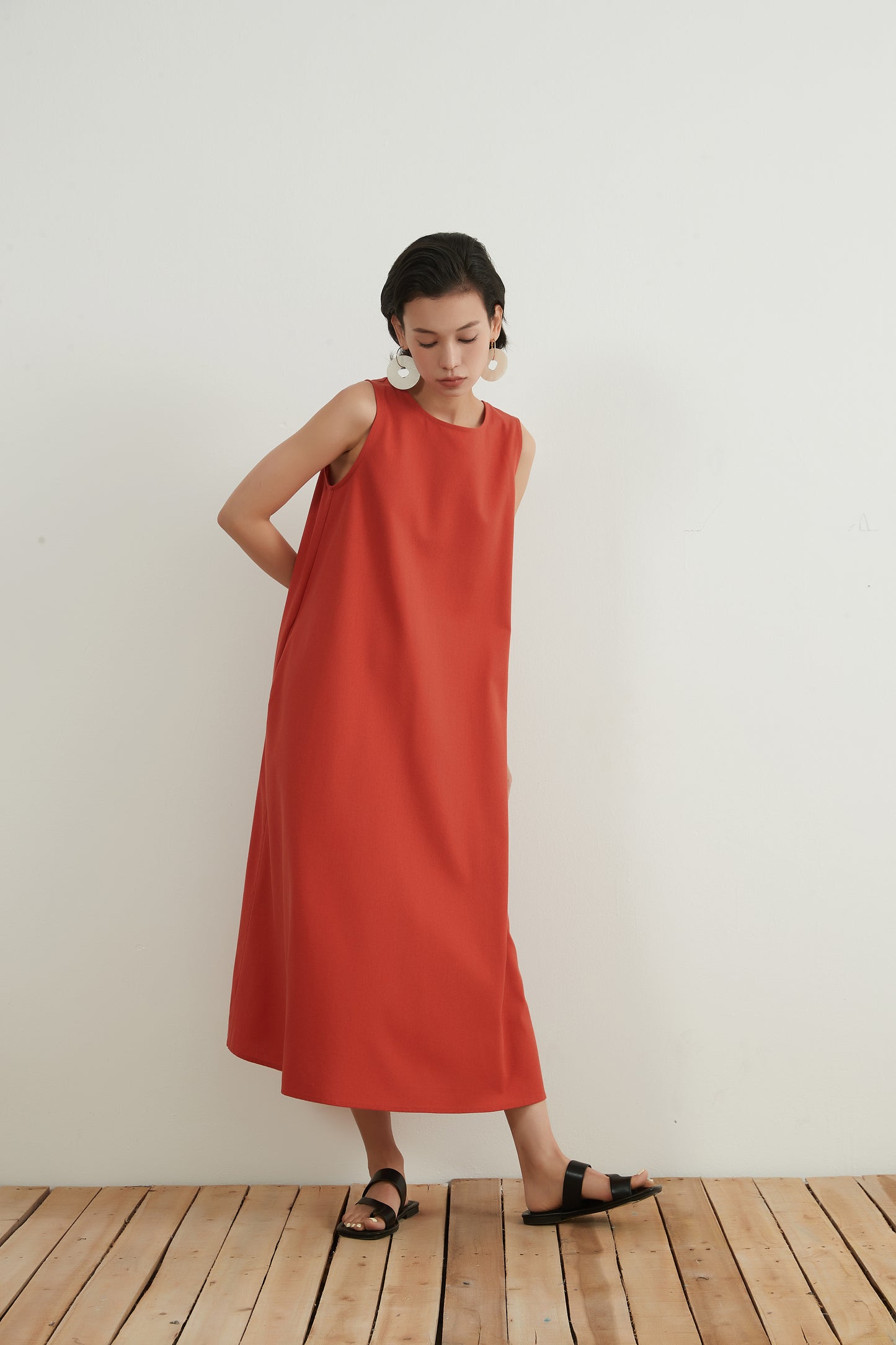 KNNO322・リネンミックス・Aライン・ジャンパースカート・背中開き・ノースリーブ・夏ワンピース