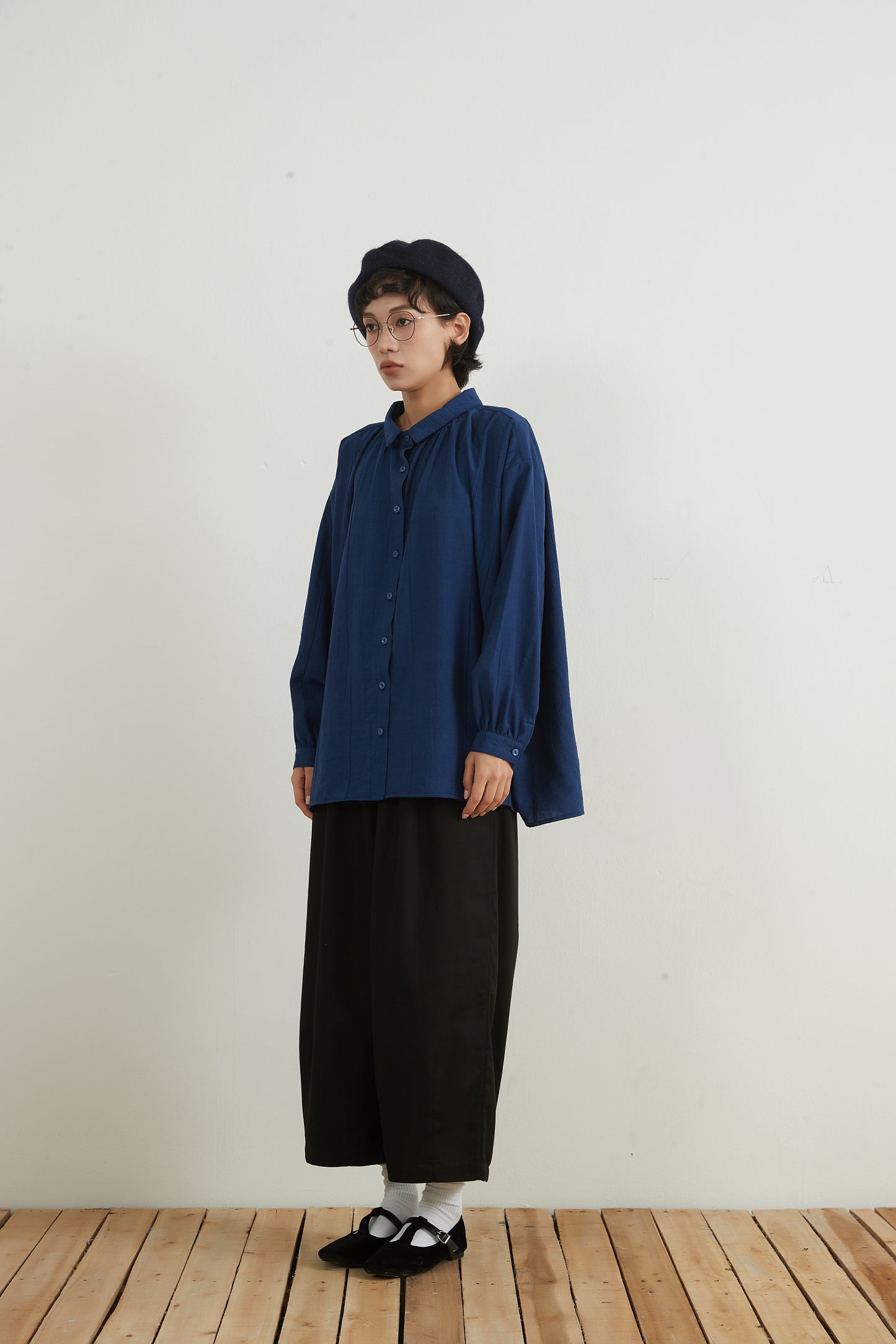KNNP307・綿麻混ウェストゴムタックワイドパンツ・コクーンシルエットパンツ