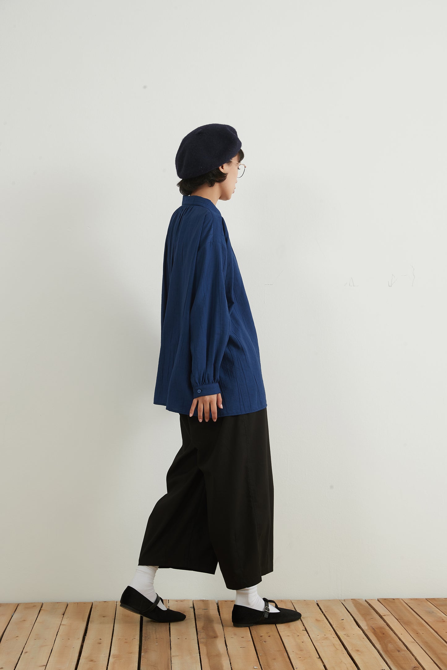 KNNP307・綿麻混ウェストゴムタックワイドパンツ・コクーンシルエットパンツ