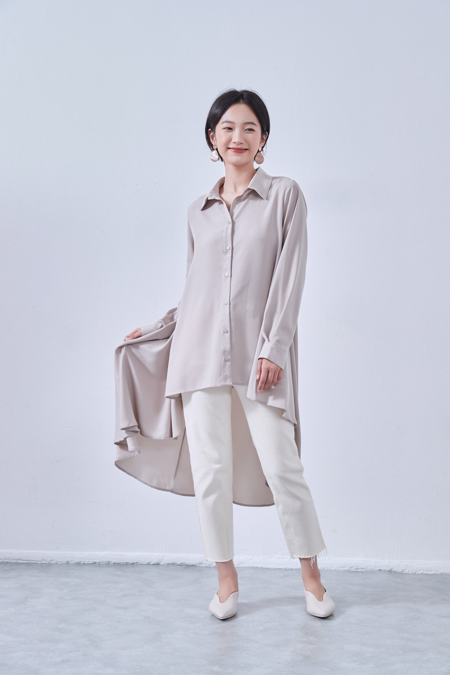 KNNT367-Long back flare blouse, long sleeve shirt, blair back, tunic