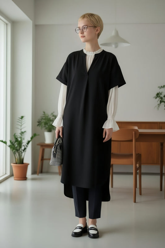 KNSO351・スキッパーカラー半袖ワンピース飾りボタン裾スリット