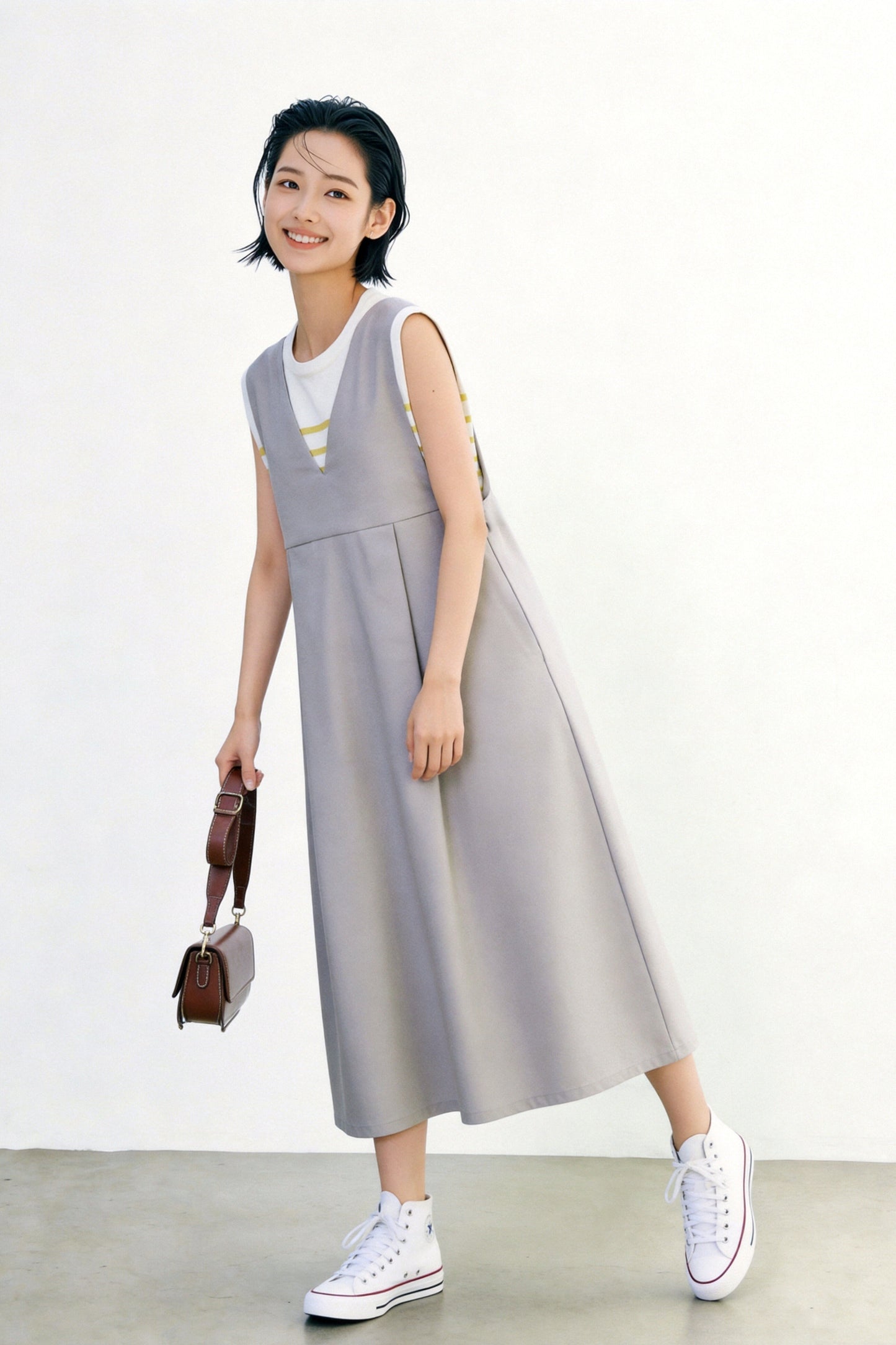 KNSO370 - A jumper skirt that can be worn with a T-shirt or knitwear, perfect all year round. Linen blend dress.