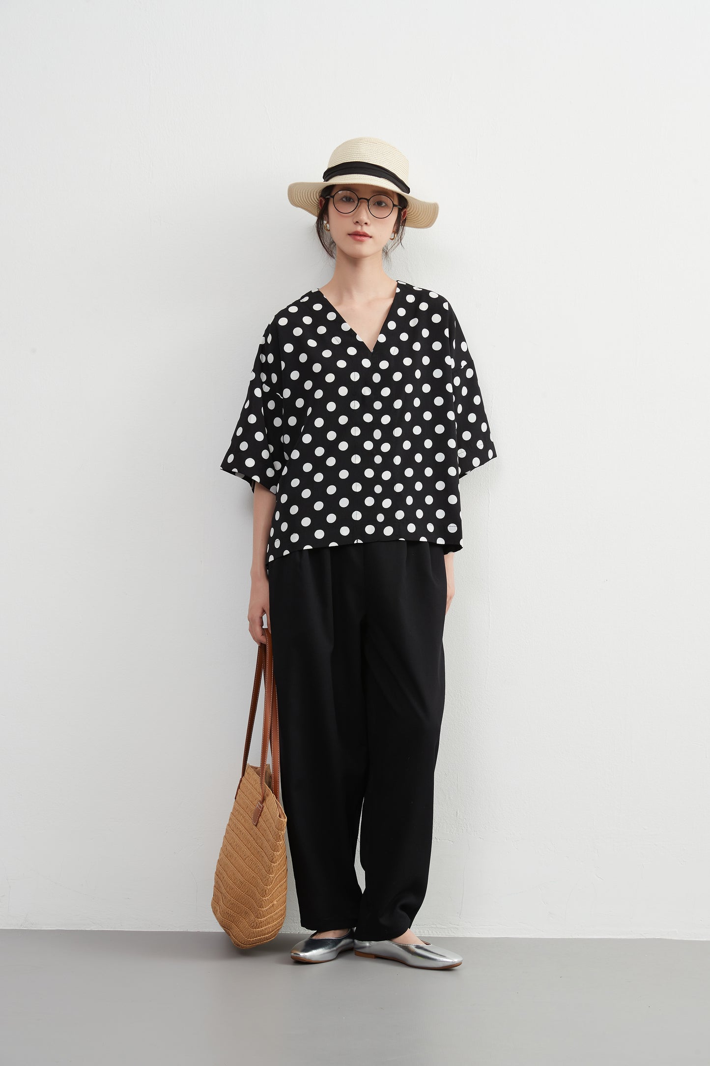 KNXT407-New color arrival・Short sleeve V-neck center seam topCLEAN Style・Simple pullover