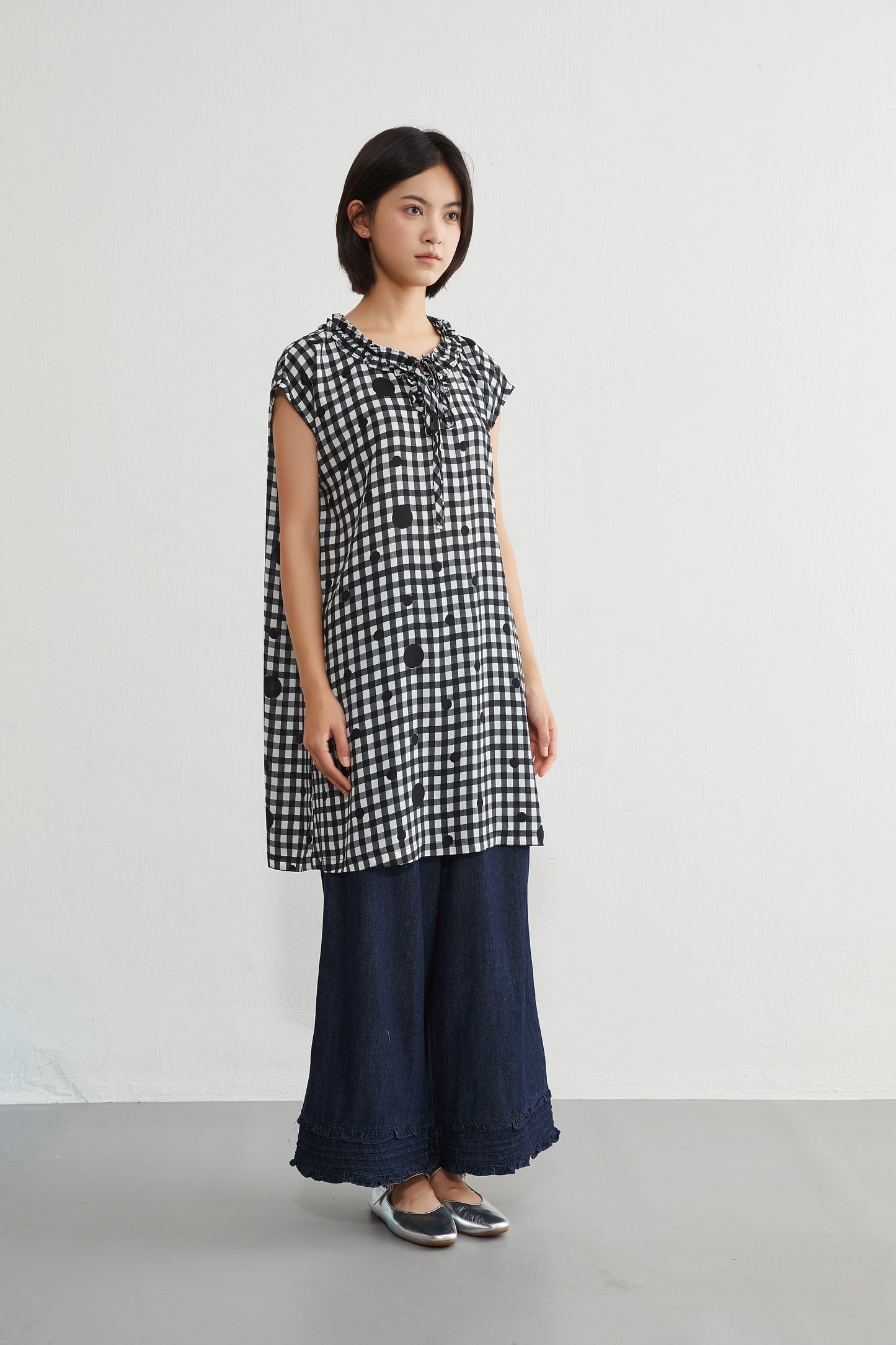 KNGT637・チェック水玉プリントフリル衿のとろみデシンチュニック丈ノースリーブワンピース