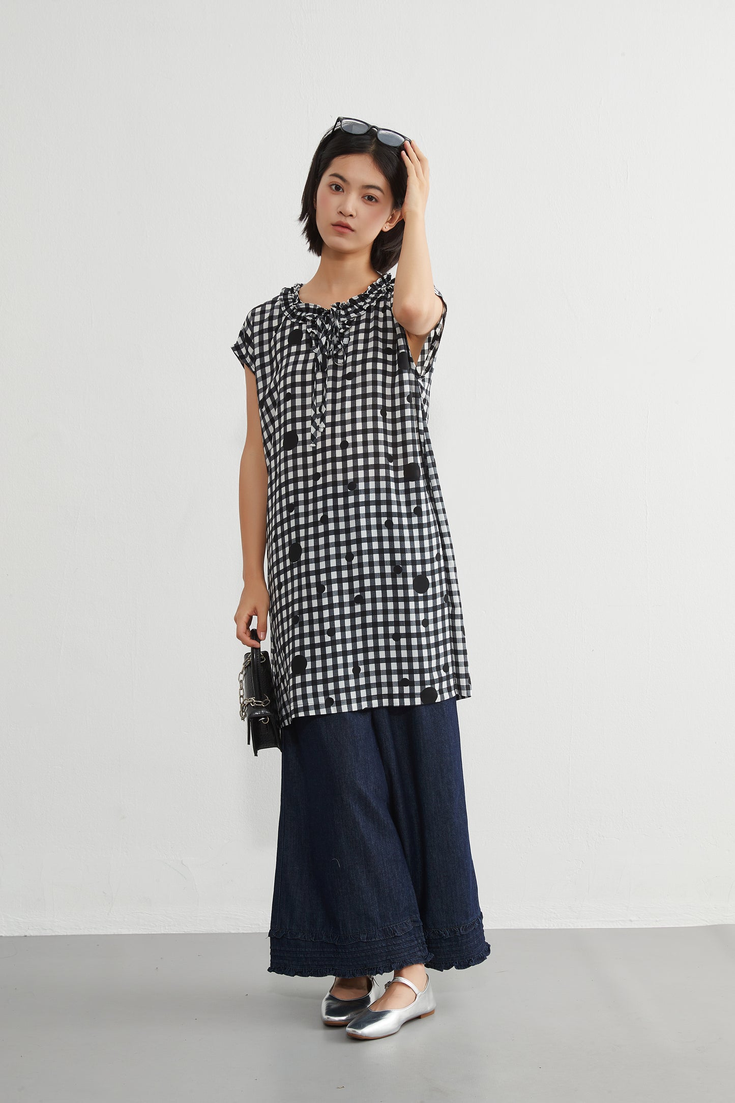 KNGT637・チェック水玉プリントフリル衿のとろみデシンチュニック丈ノースリーブワンピース