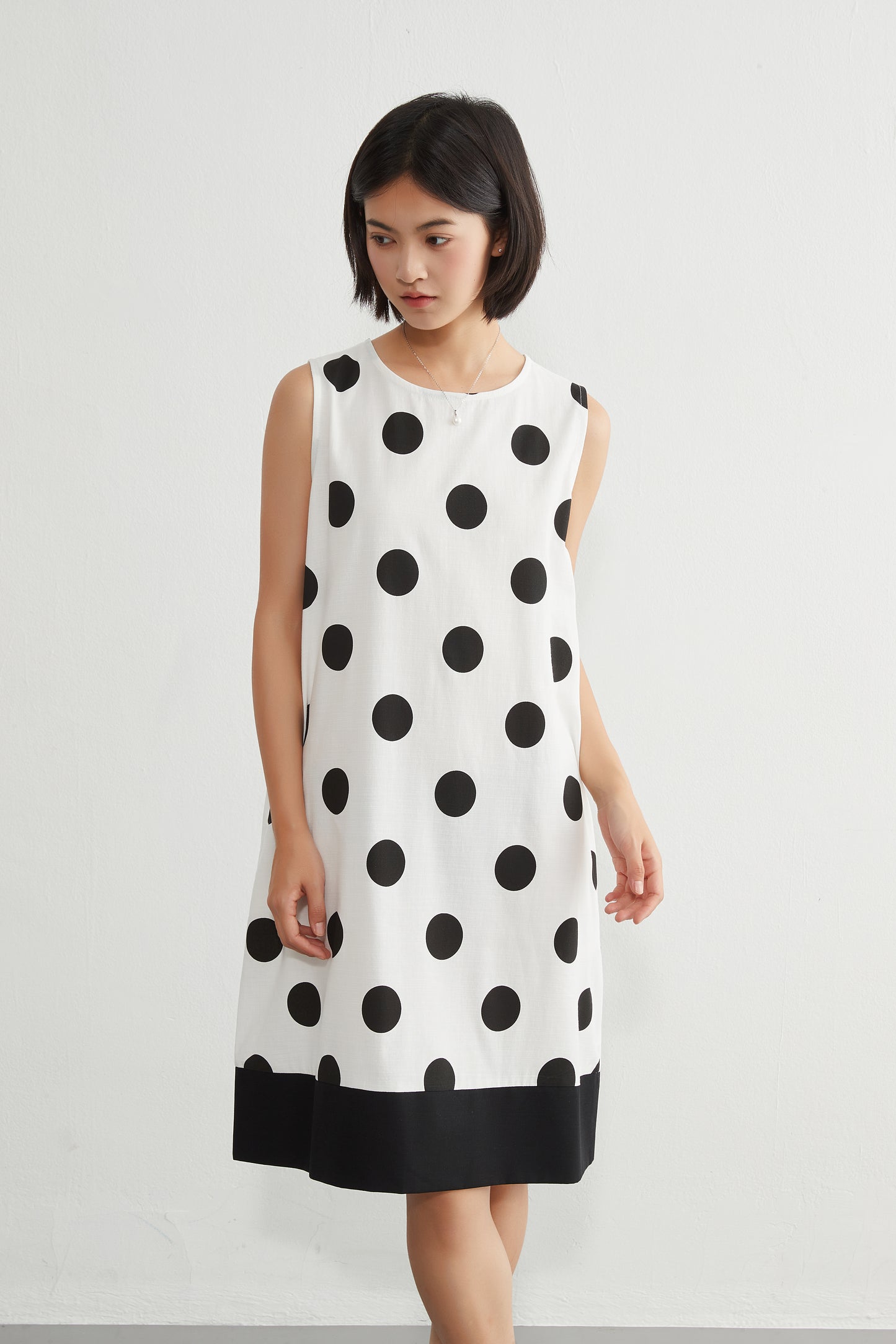 KNGT635・麻混BIGドット柄ノースリーブ裾切替ワンピース