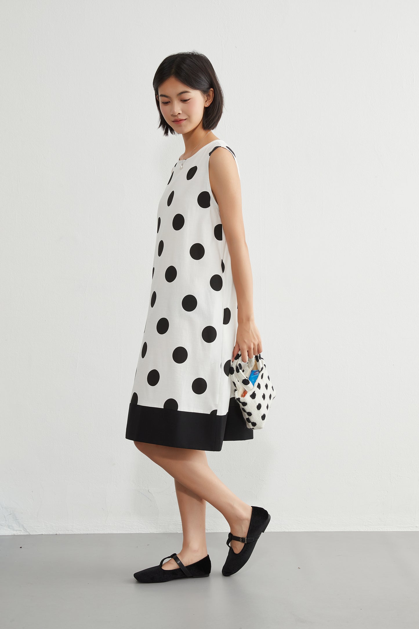 KNGT635・麻混BIGドット柄ノースリーブ裾切替ワンピース
