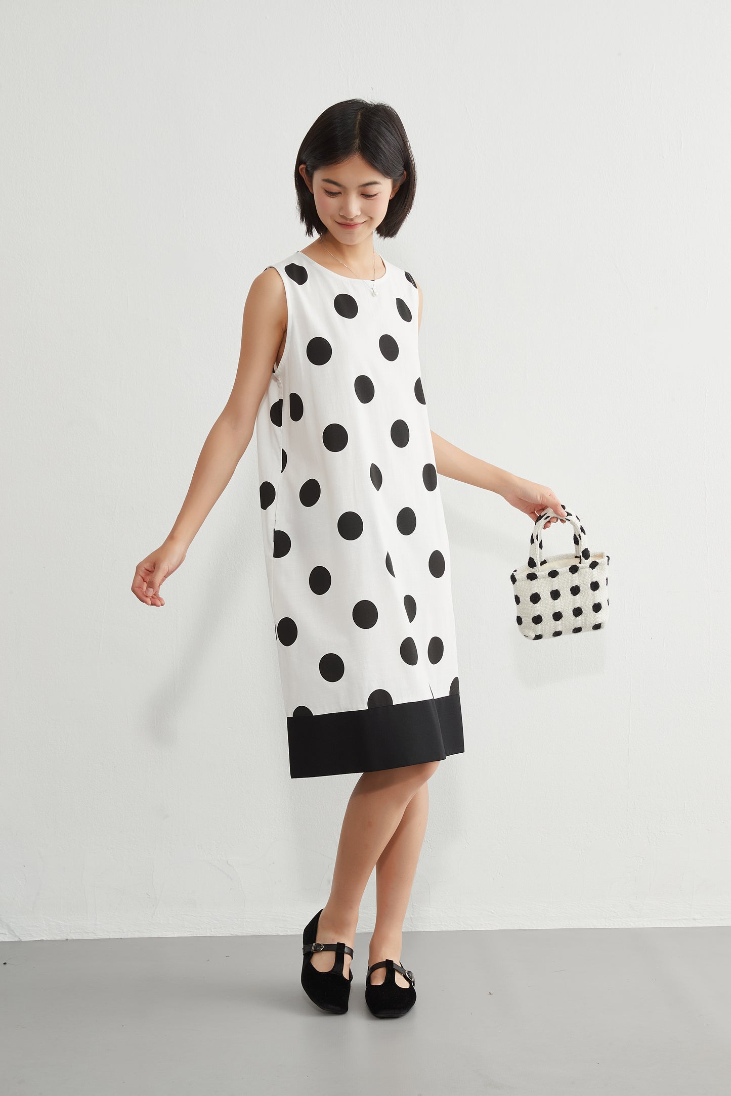 KNGT635・麻混BIGドット柄ノースリーブ裾切替ワンピース