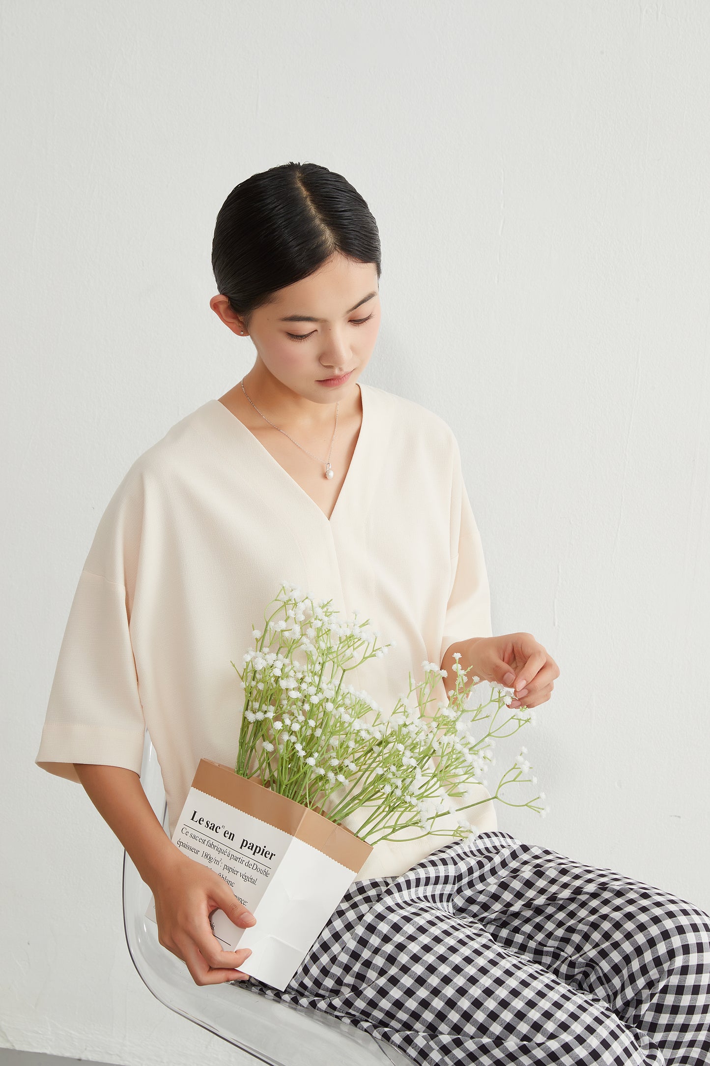 SHORT SLEEVE CENTER SEAM TOP Linen touch simple center seam short sleeve top
