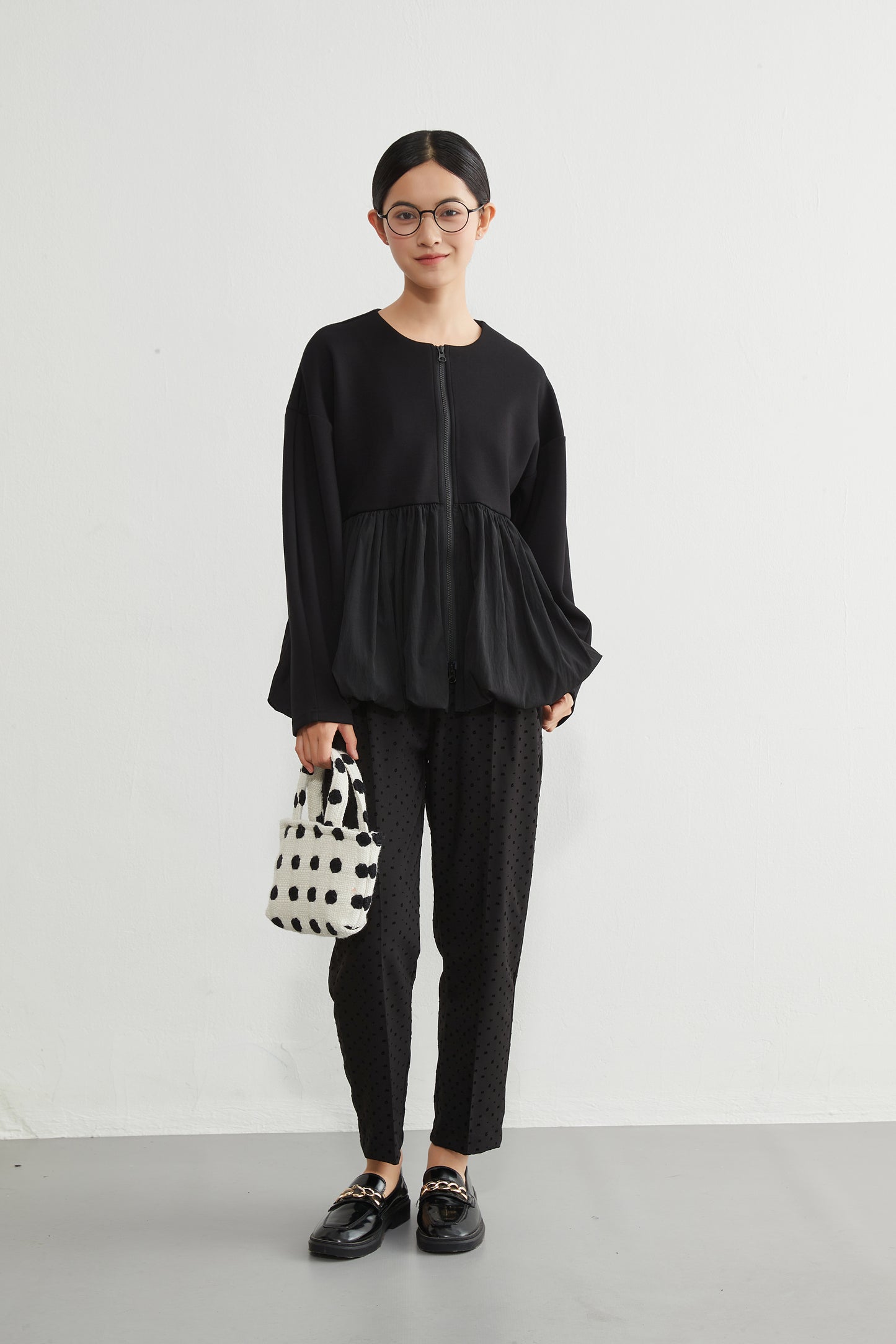 KNR641・異素材切替 バルーンヘムジップブルゾン 立体スリーブ レディースアウター