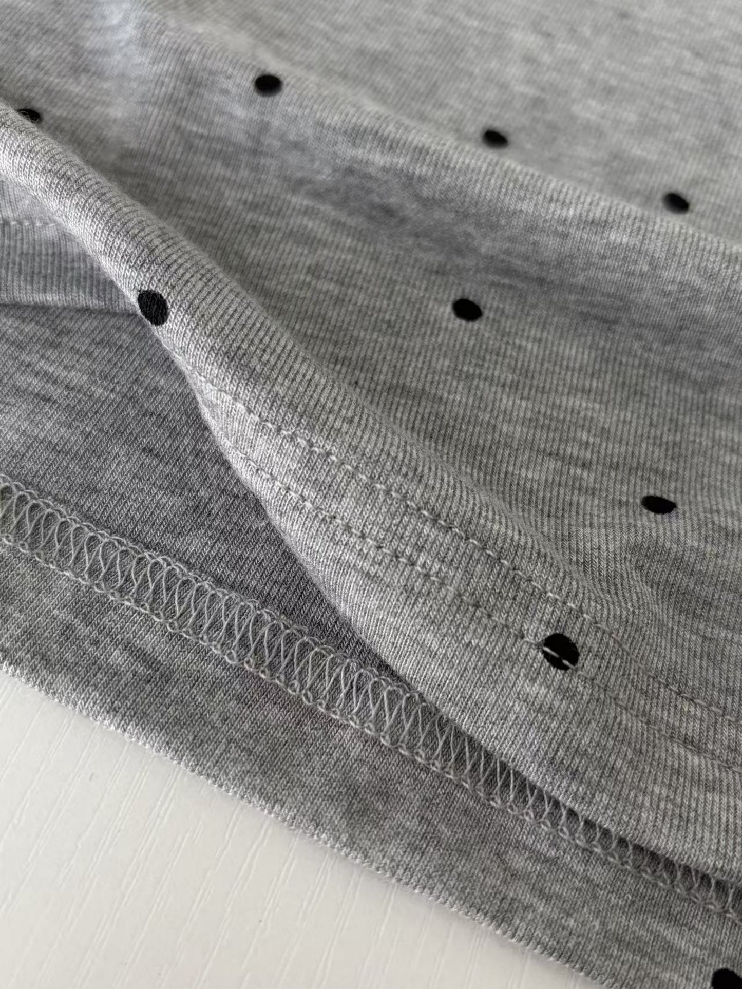 KNR665・ドット柄長袖カットソーTシャツ・ラウンドネックトップスレイヤード定番レトロガーリー