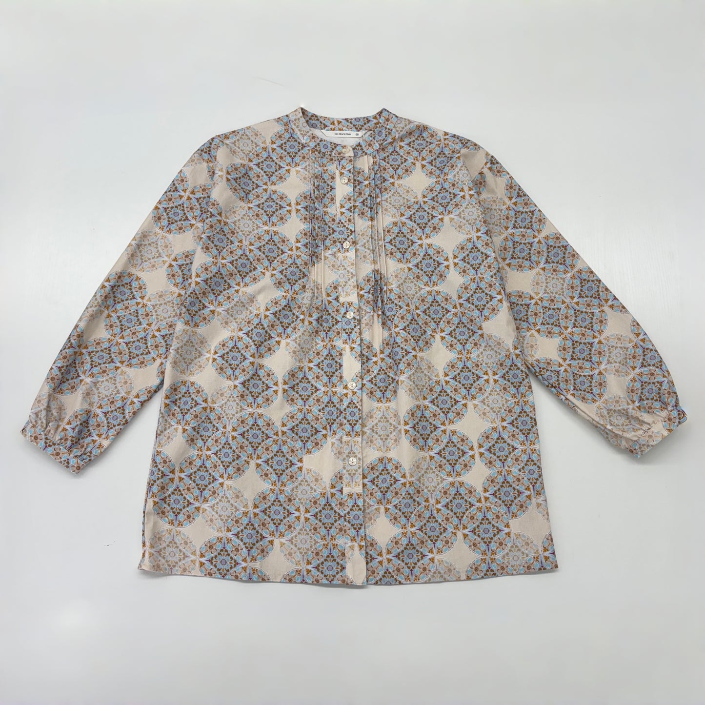 KNR670・綿プリントピンタック長袖シャツ・アンティークモロッカン柄ブラウス