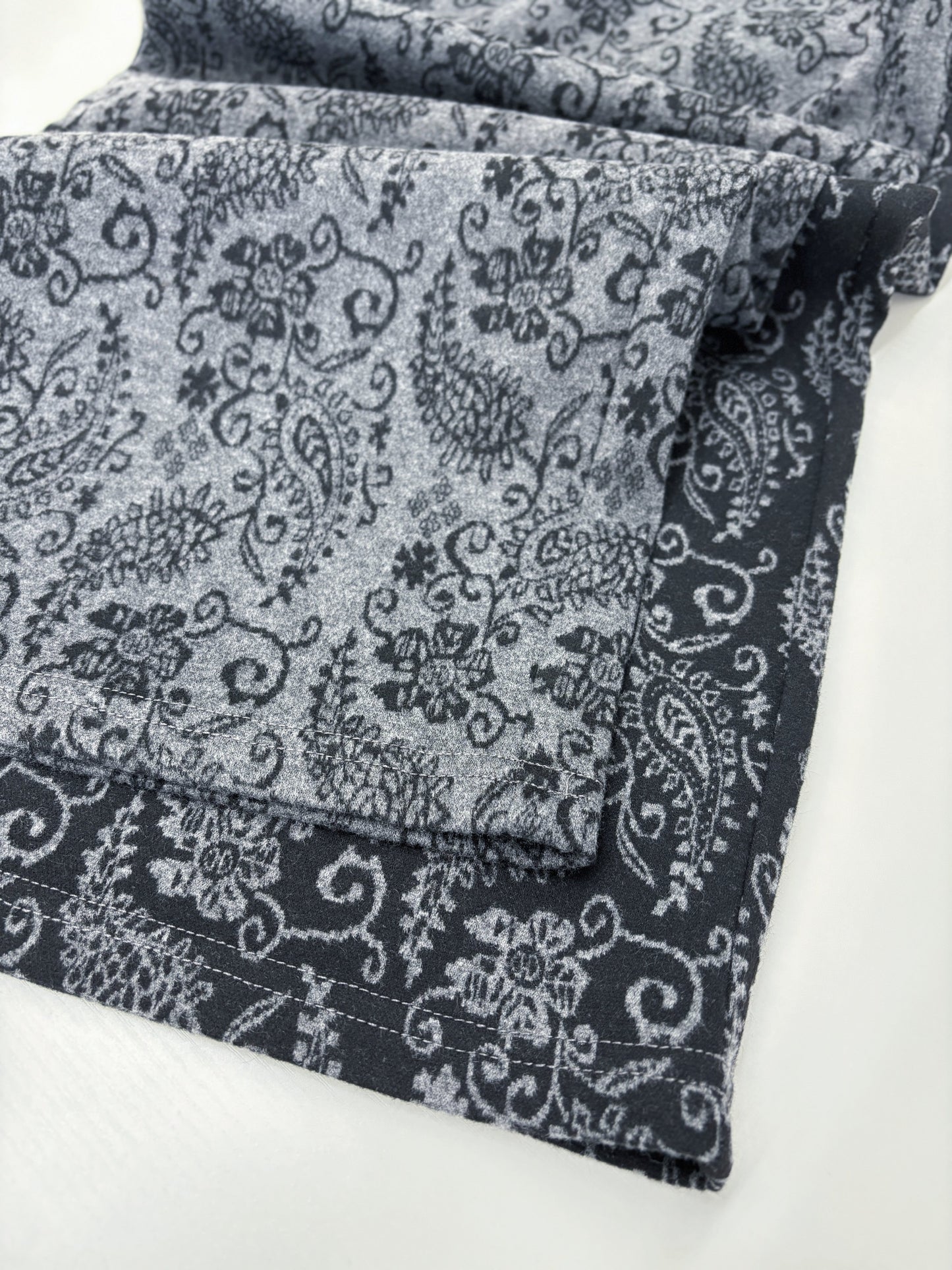 KNR663P・ペイズリー柄起毛あったかワイドパンツ