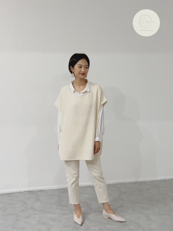オンワンズオン On One's Own 畝織りニット風カットソー・大きなベスト・チュニックベスト （IVORY） オンワンズオン On One's Own 畝織りニット風カットソー・大きな