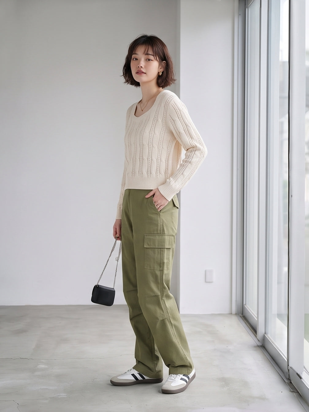 KY1005・ショート丈ケーブル長袖ニット