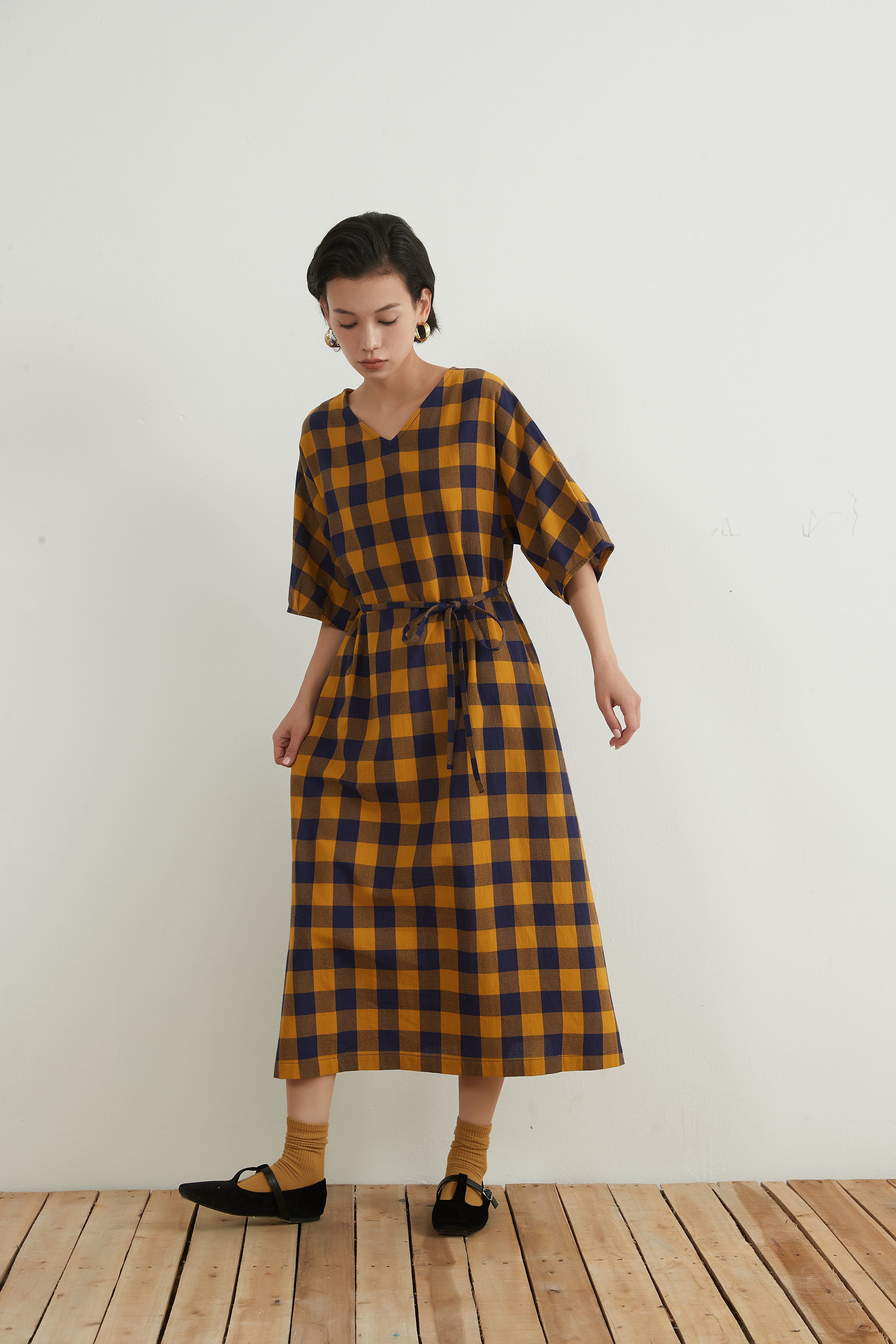 コットン100％Vネックチェックワンピースベルト付きCOTTON BICOLOR CHECK DRESS