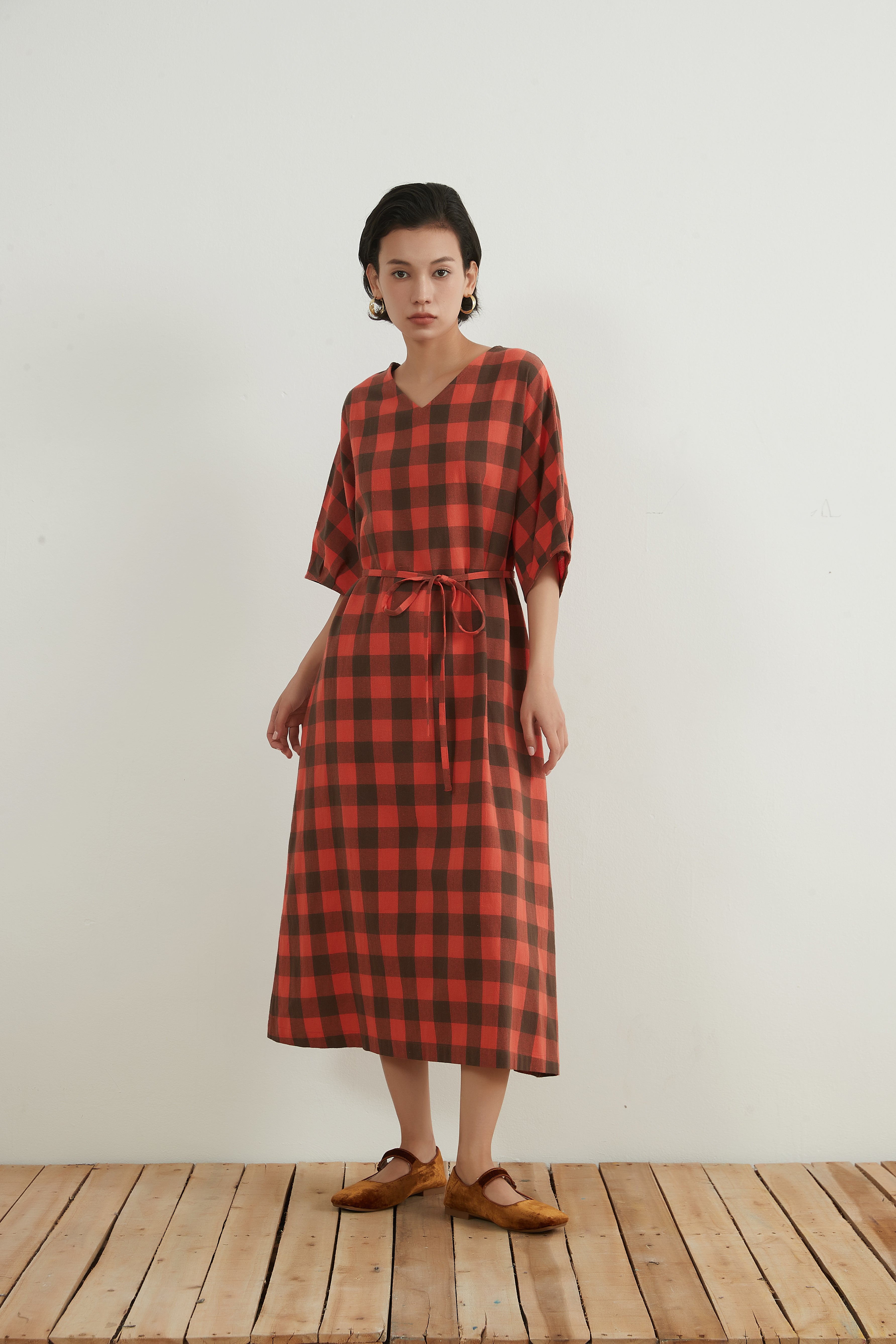 コットン100％Vネックチェックワンピースベルト付きCOTTON BICOLOR CHECK DRESS