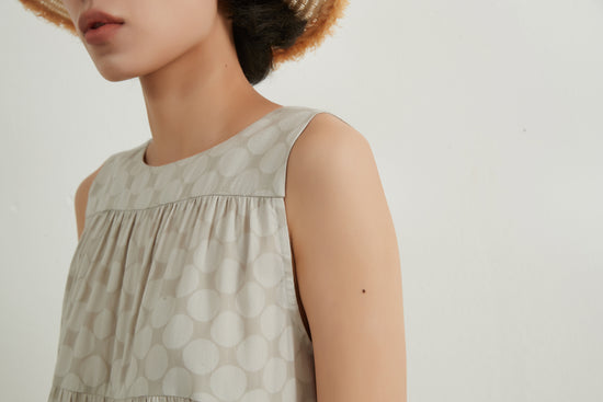 SHADOW DOTS COTTON TIERED TOP　シャドー水玉ドットコットンスリーブレスティアードトップ